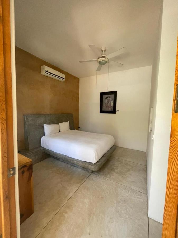 Hotel Casa Tota Todos Santos Room photo